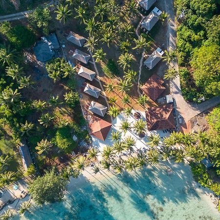 ホテル Eco Casa カリムンジャワ エクステリア 写真