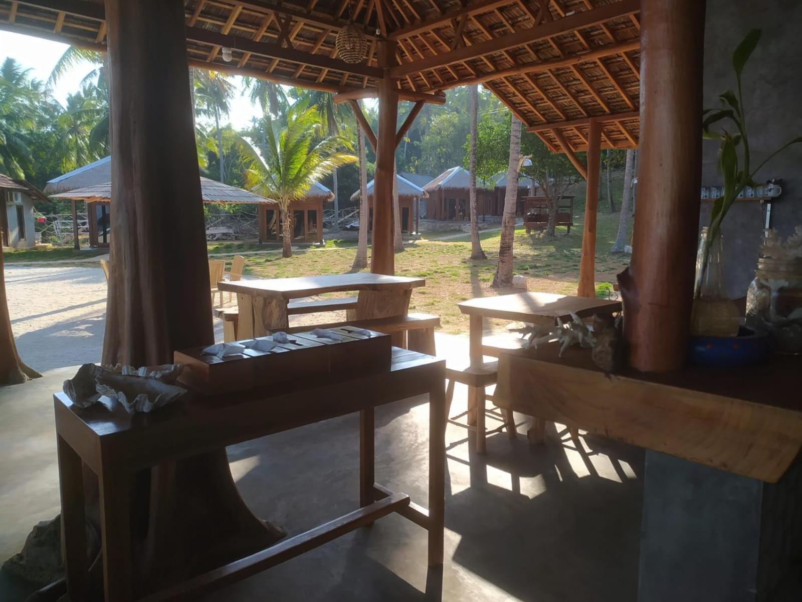 ホテル Eco Casa カリムンジャワ エクステリア 写真