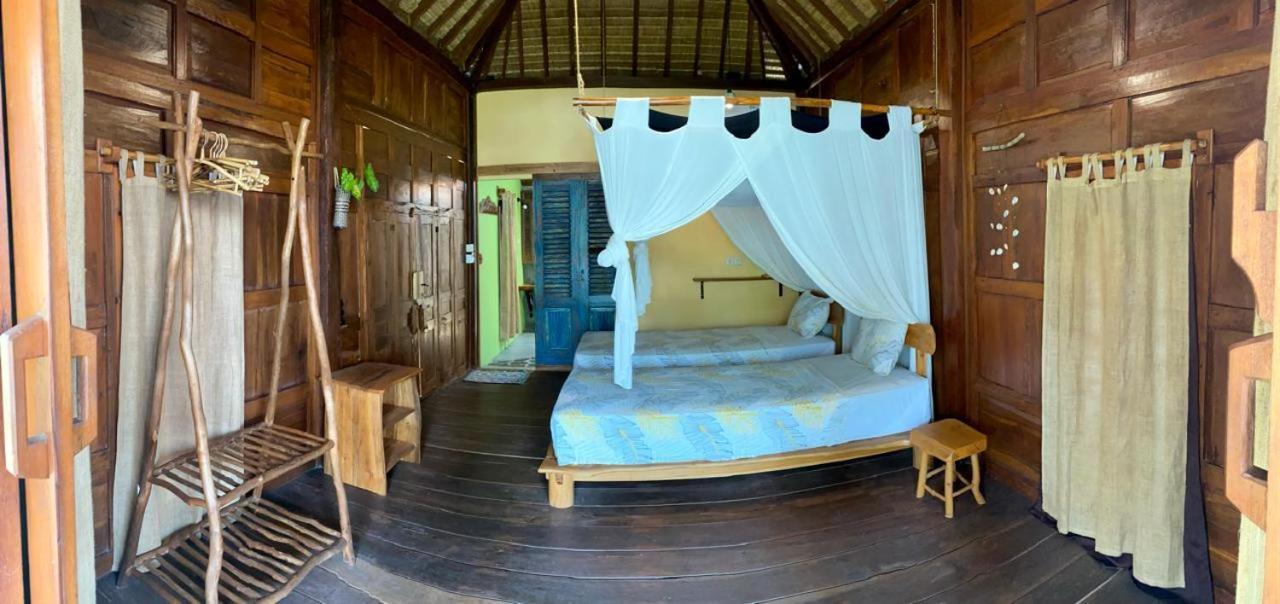 ホテル Eco Casa カリムンジャワ エクステリア 写真