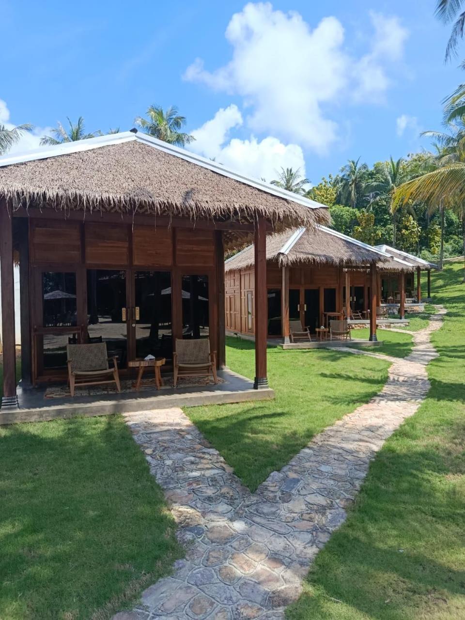 ホテル Eco Casa カリムンジャワ エクステリア 写真